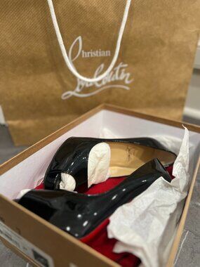 CHRISTIAN LOUBOUTIN: New Very Prive 120 Patent Peep-Toe Heel